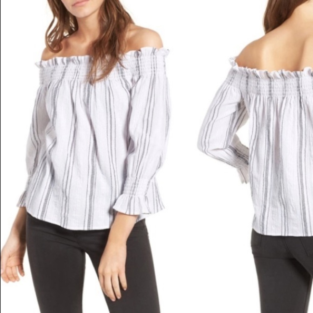 Socialite off the shoulder long sleeve top